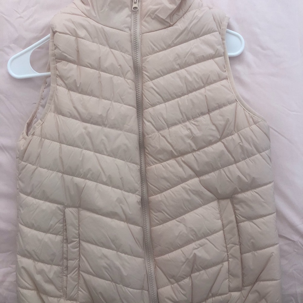 sleeveless vest for women